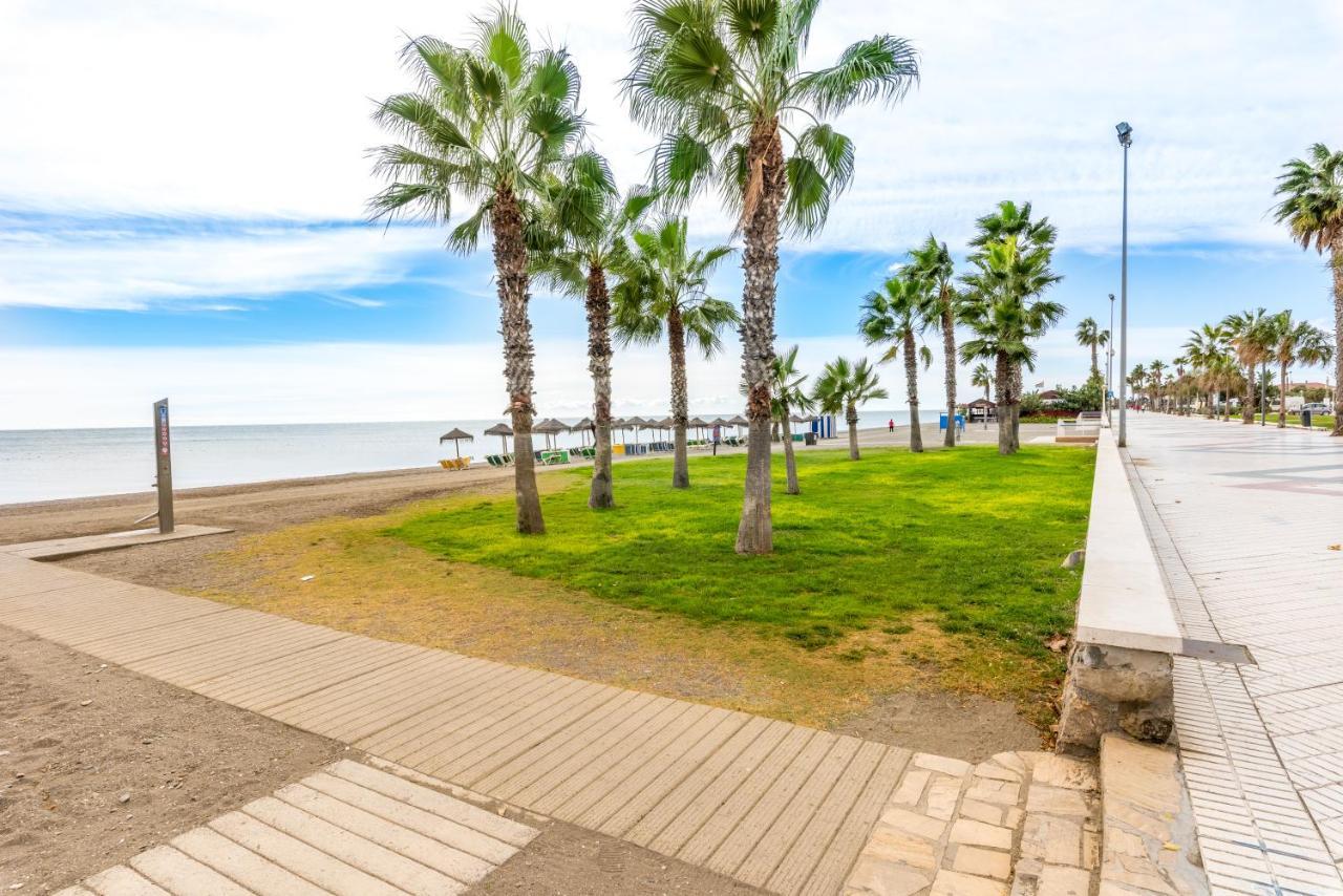 Seafront Apartment Torre Del Mar Buitenkant foto